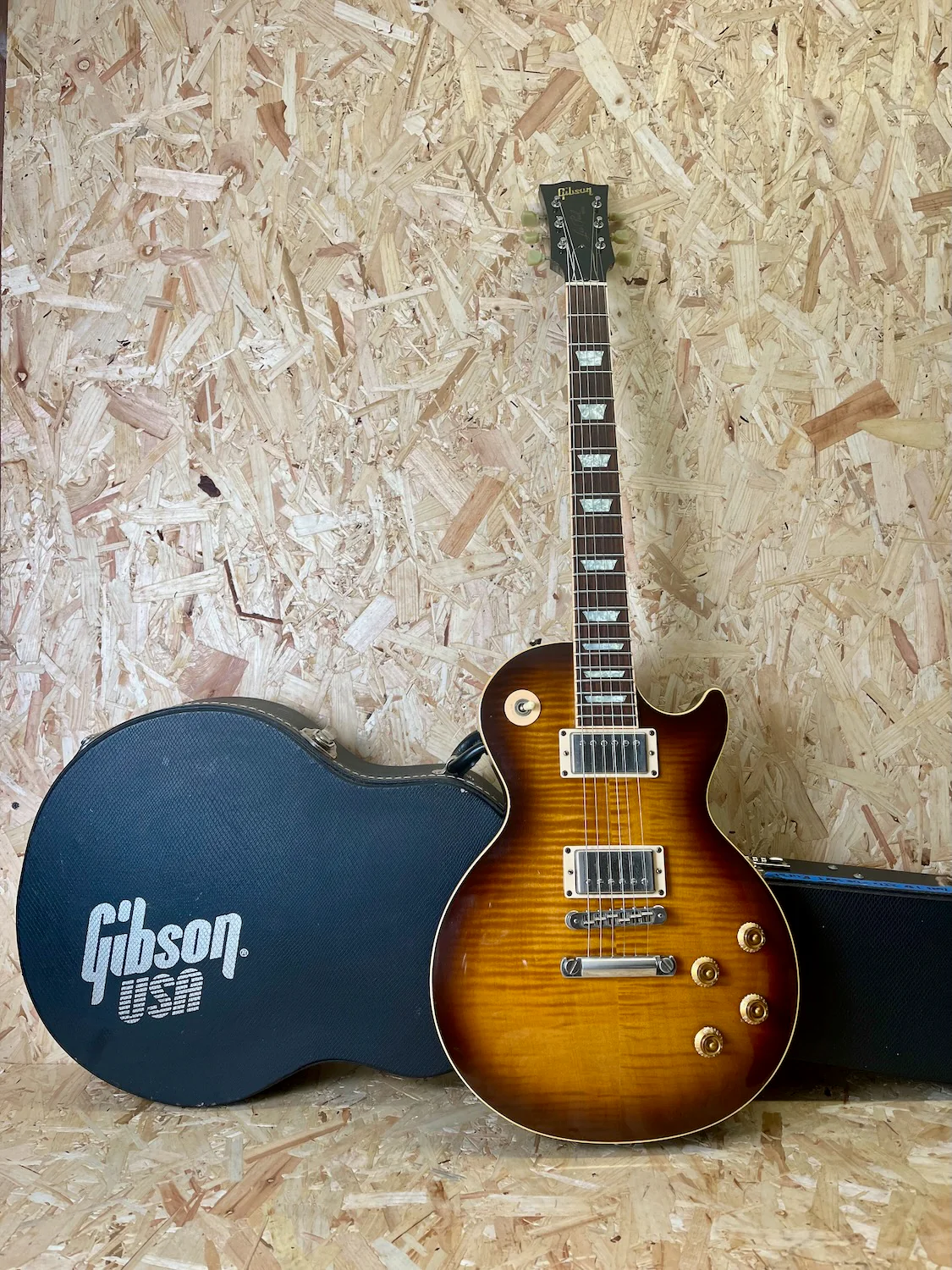 2004 Gibson Les Paul Standard in Desert Burst (Sunburst) w/Original Hardcase - Image 18