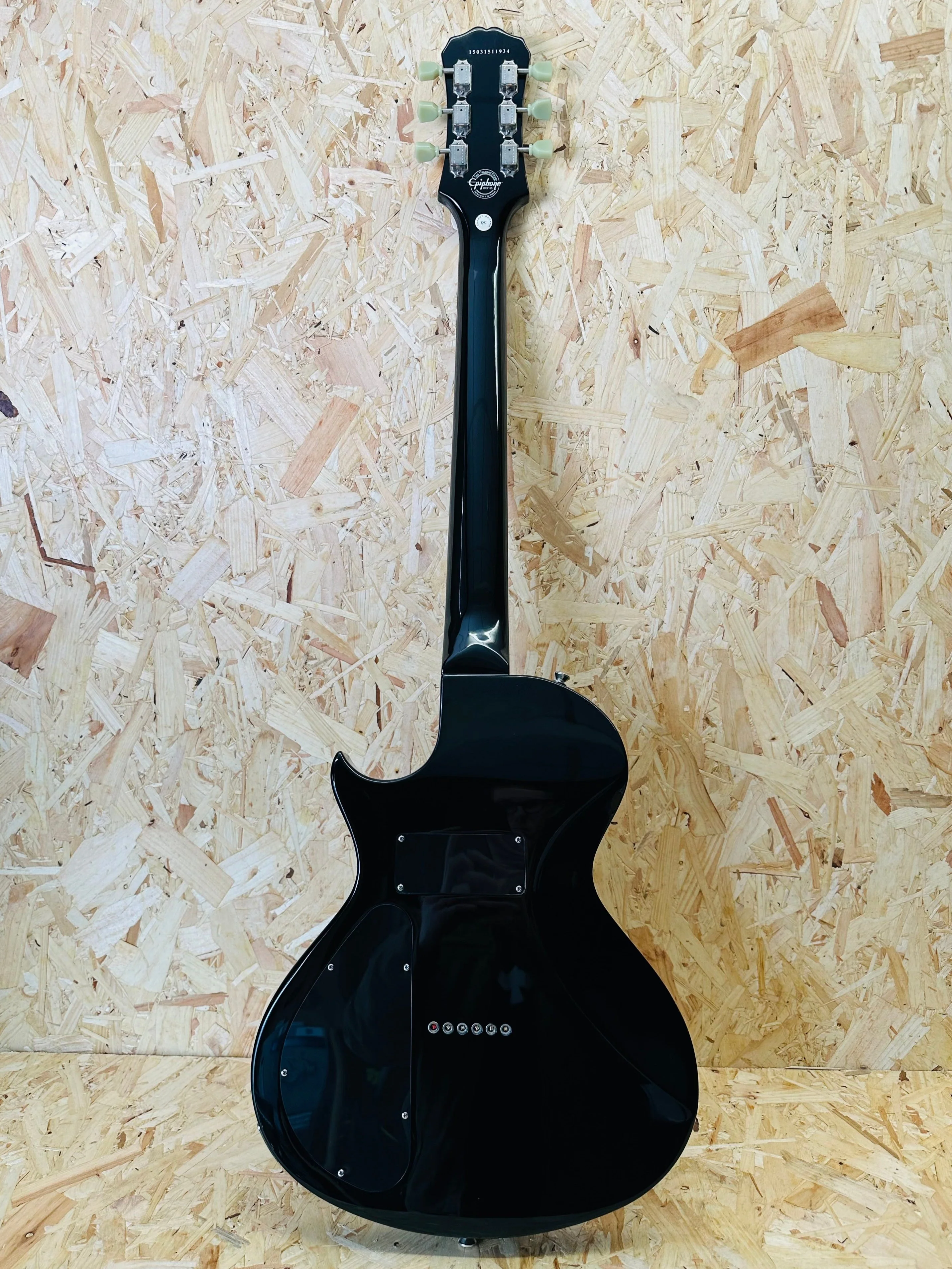 2015 - Epiphone Blueshawk Deluxe Translucent Black - Pre-owned - Image 4