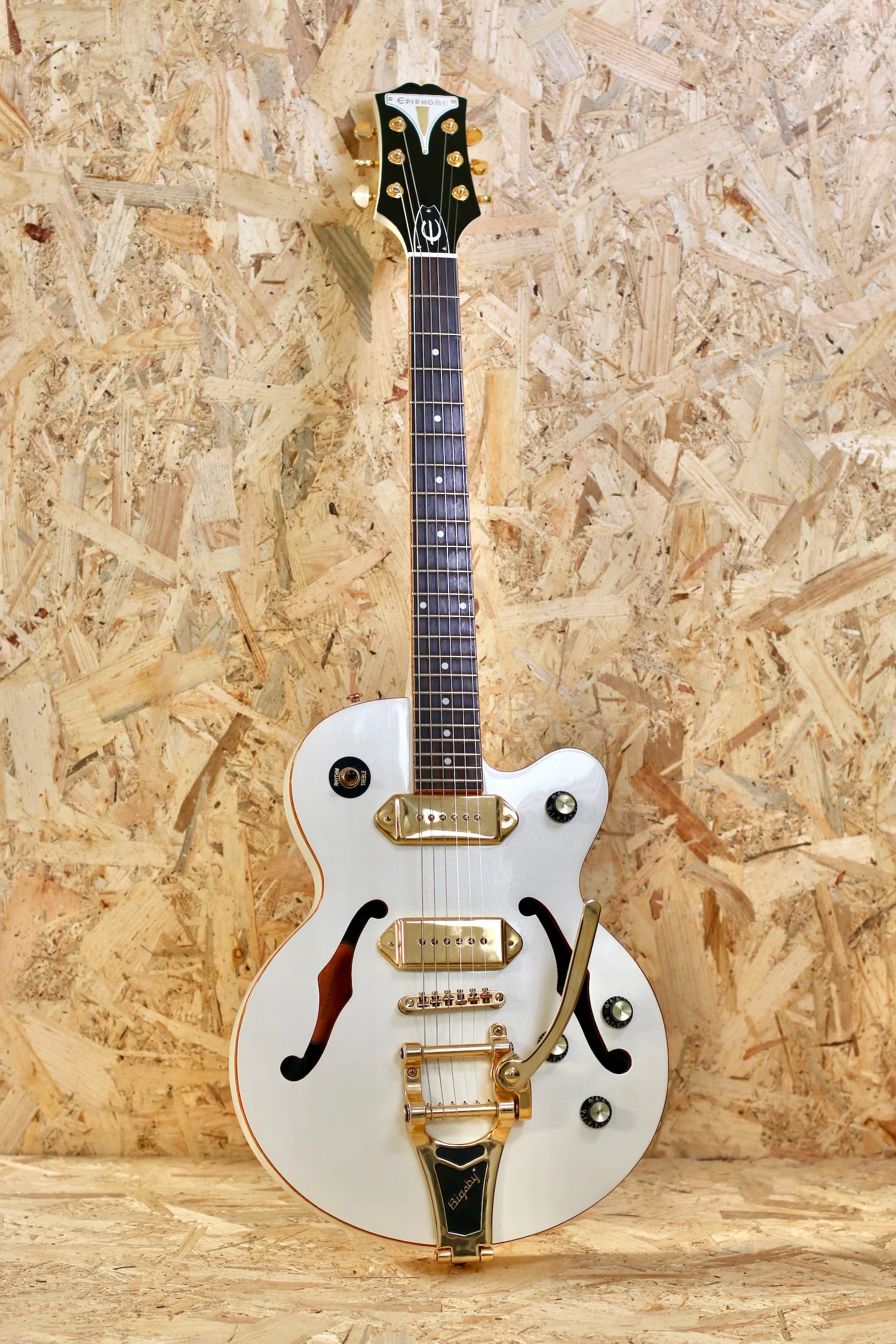 2015 Epiphone Wildkat Royale in Pearl White - Pre-Owned - Image 3