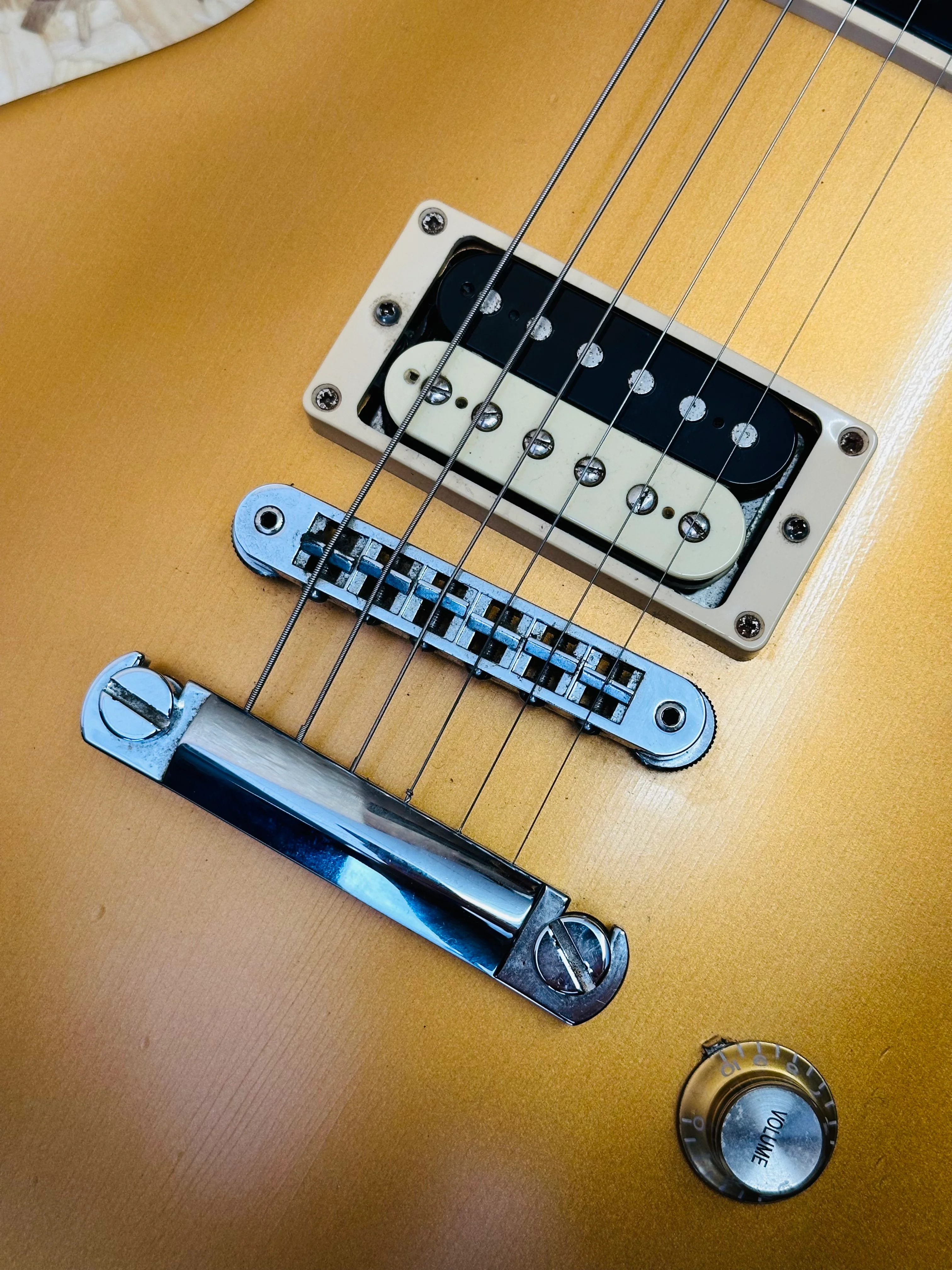 2016 Gibson Les Paul Studio Goldtop - Pre-owned - Image 23