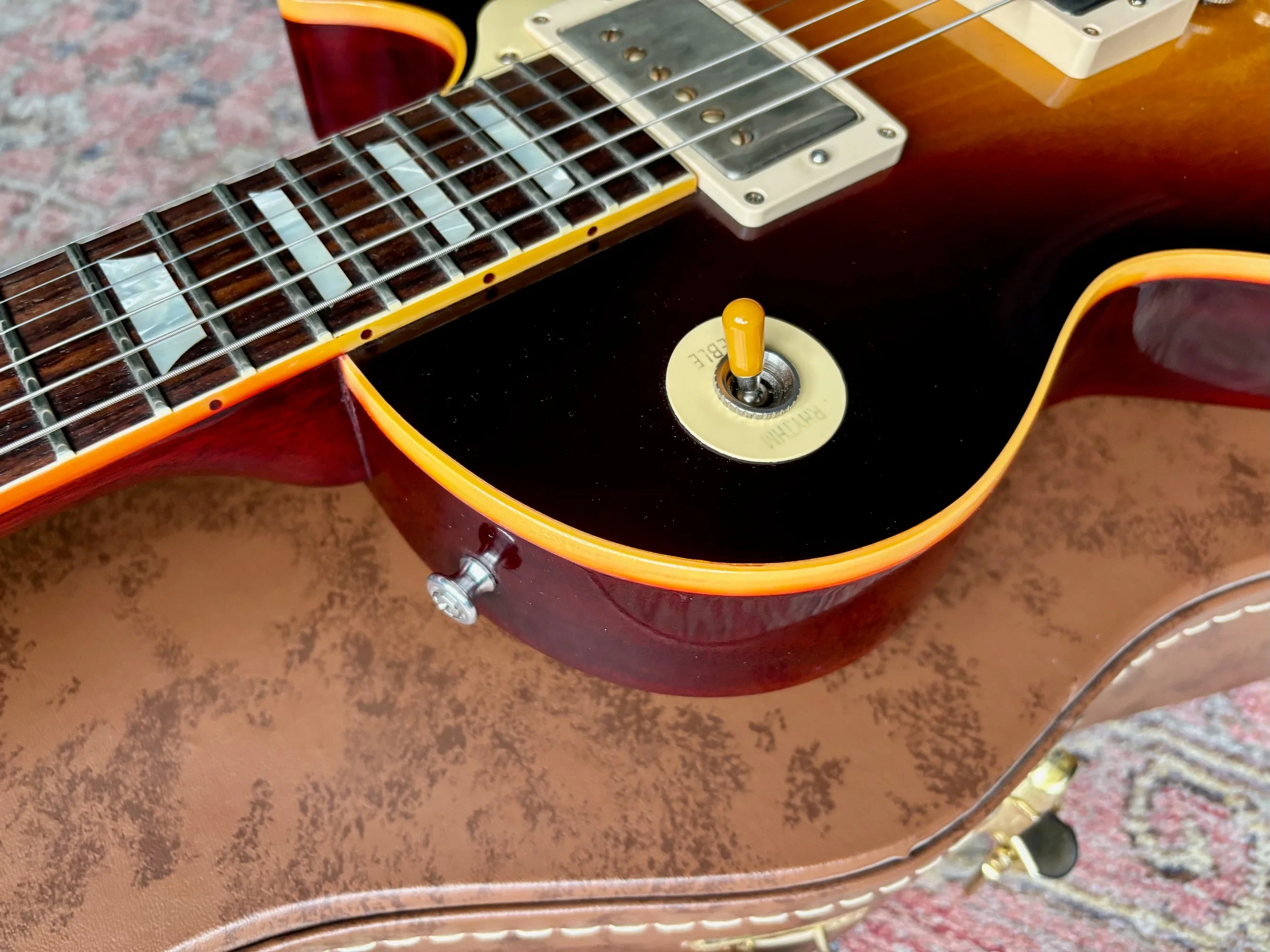 2017 Gibson Les Paul Custom Shop R8 1958 Historic Re-issue - Bourbon Burst - VOS - Image 12