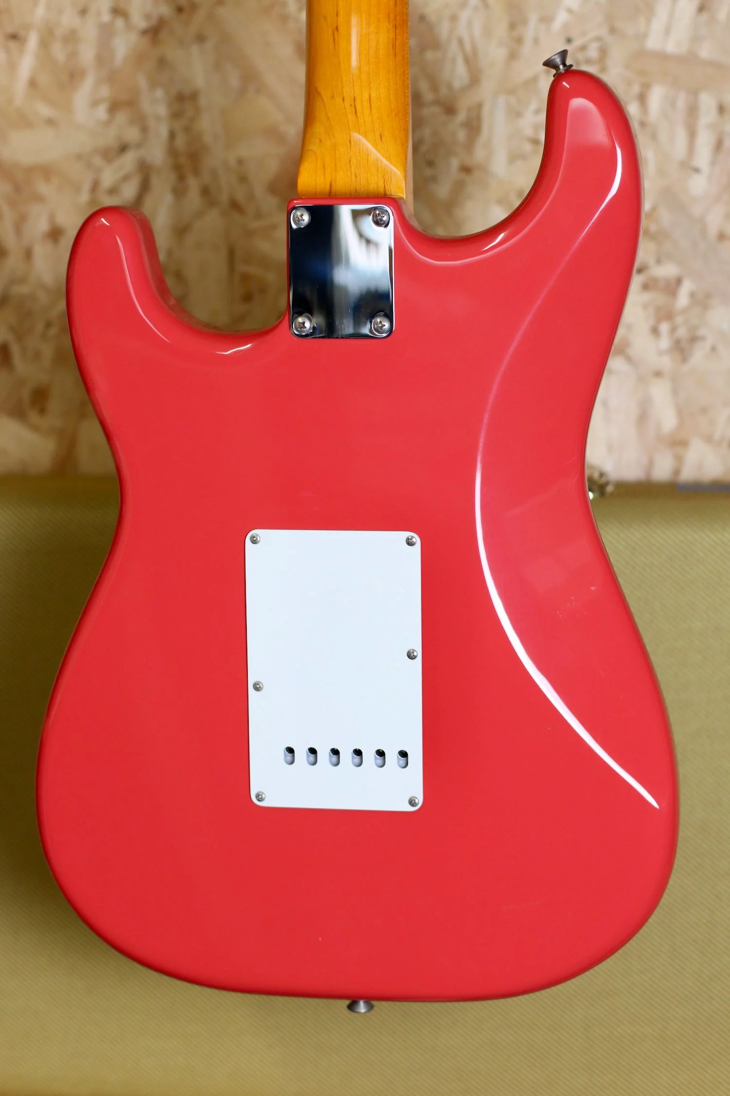 2018 Fender Classic Series '60s Stratocaster Nitro Lacquer, Pau Ferro Fingerboard, Fiesta Red w/Fender Hardcase + Custom Shop Pickups - Pre-owned - Image 15