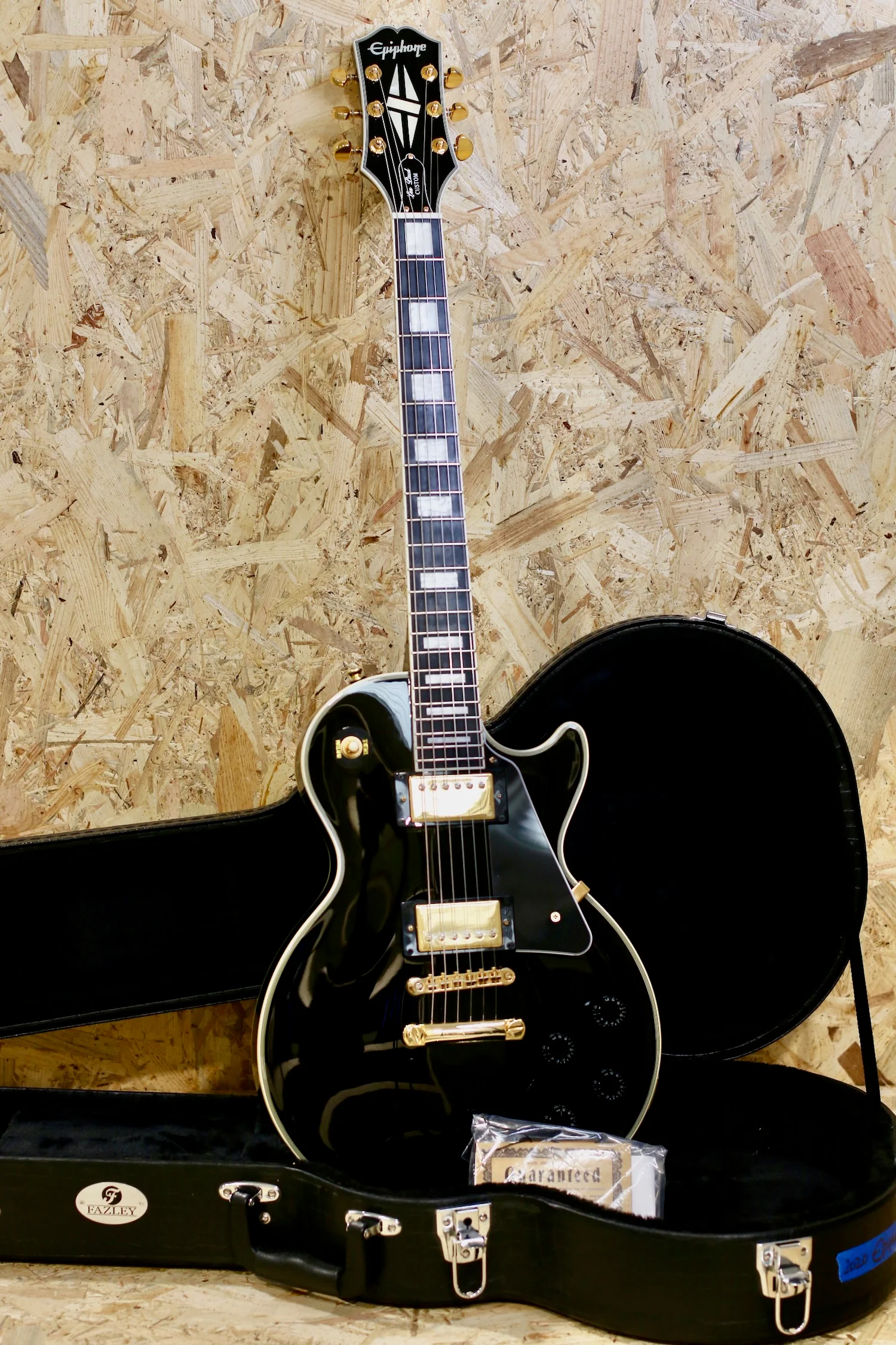 2020 Epiphone Les Paul Custom Ebony w/Hardcase - Pre-Owned - Image 25