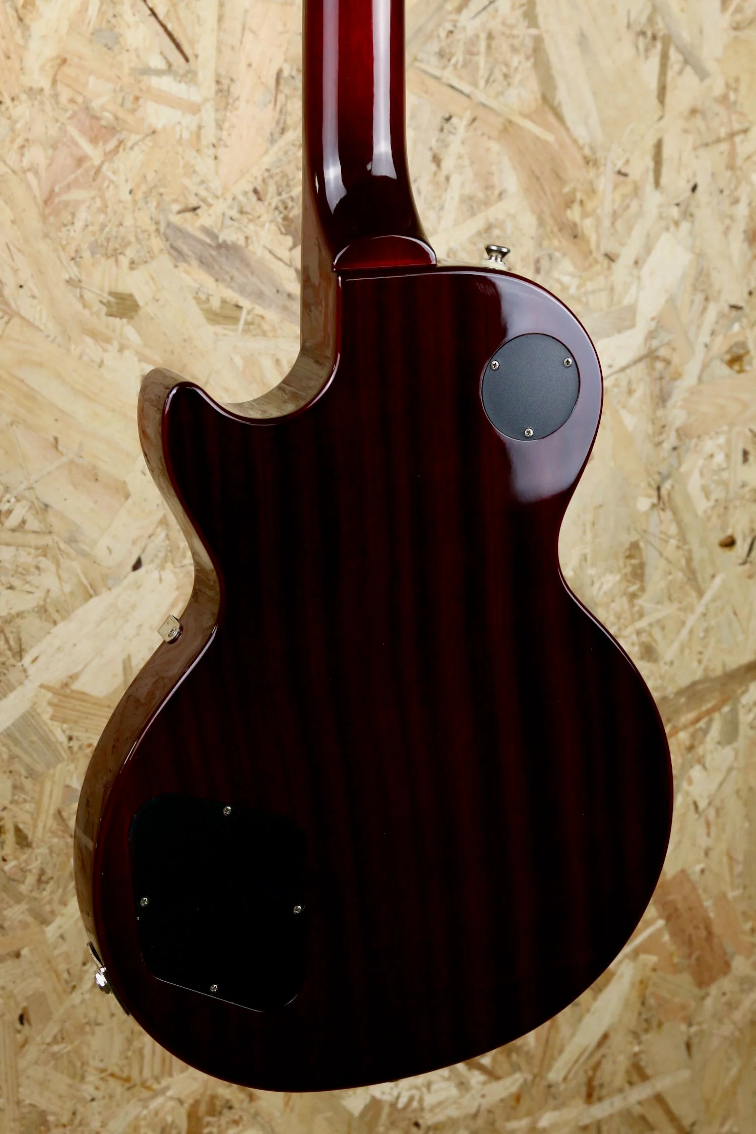 2020 Epiphone Les Paul Studio in Red - Pre-owned - Image 19