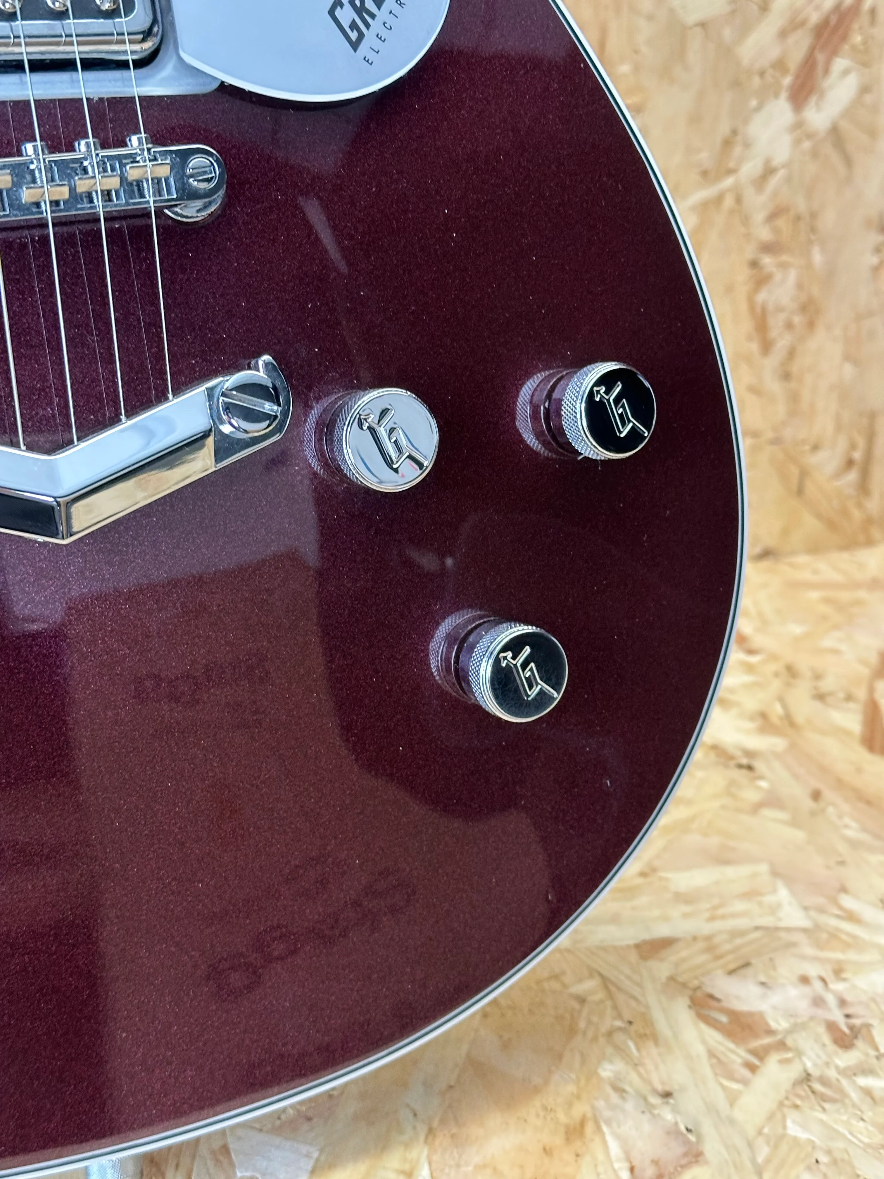 2020 Gretsch Electromatic G5220 Jet Dark Cherry Metallic - Pre-owned - Image 10