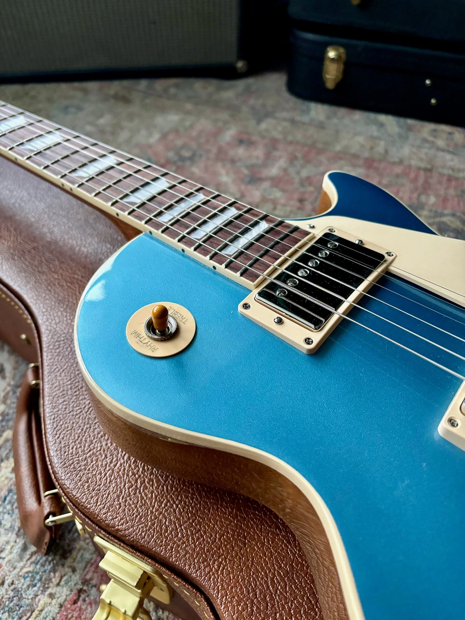 2023 Gibson Les Paul Standard 50's in Pelham Blue w/OHSC + Papers - Image 7