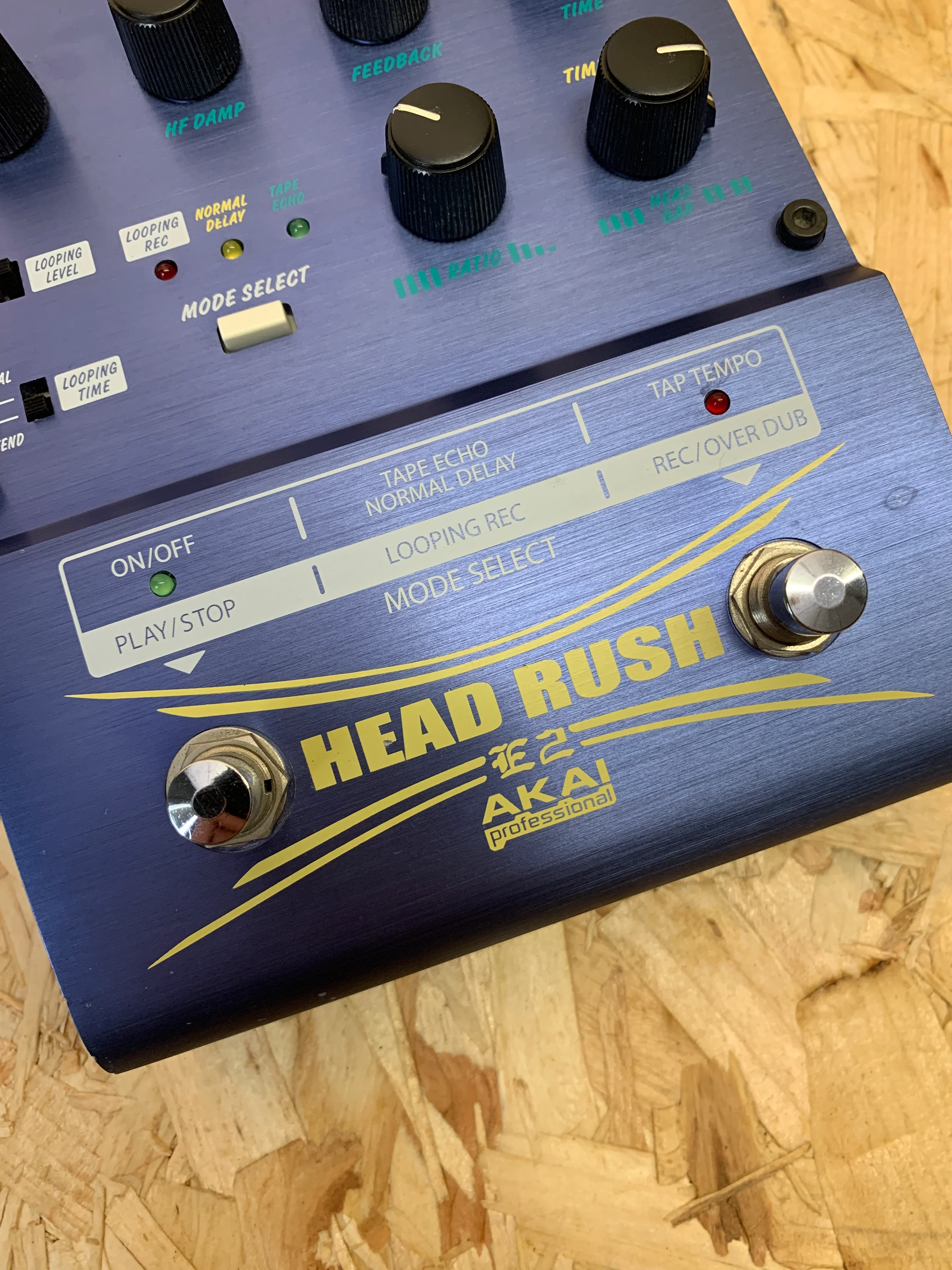 AKAI HEAD RUSH E2 Looper Pedal - Pre-owned - Image 6
