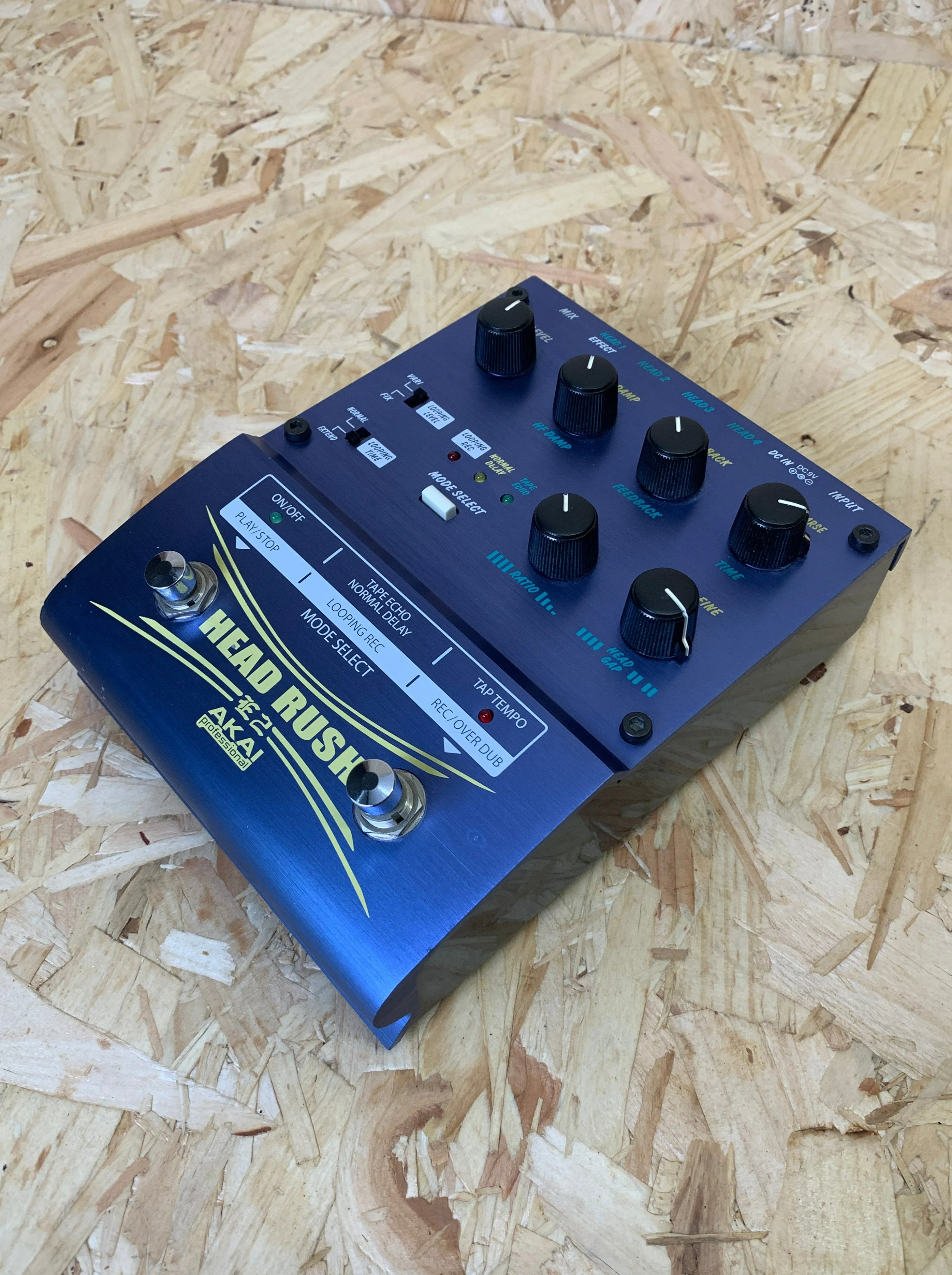 AKAI HEAD RUSH E2 Looper Pedal - Pre-owned - Image 7