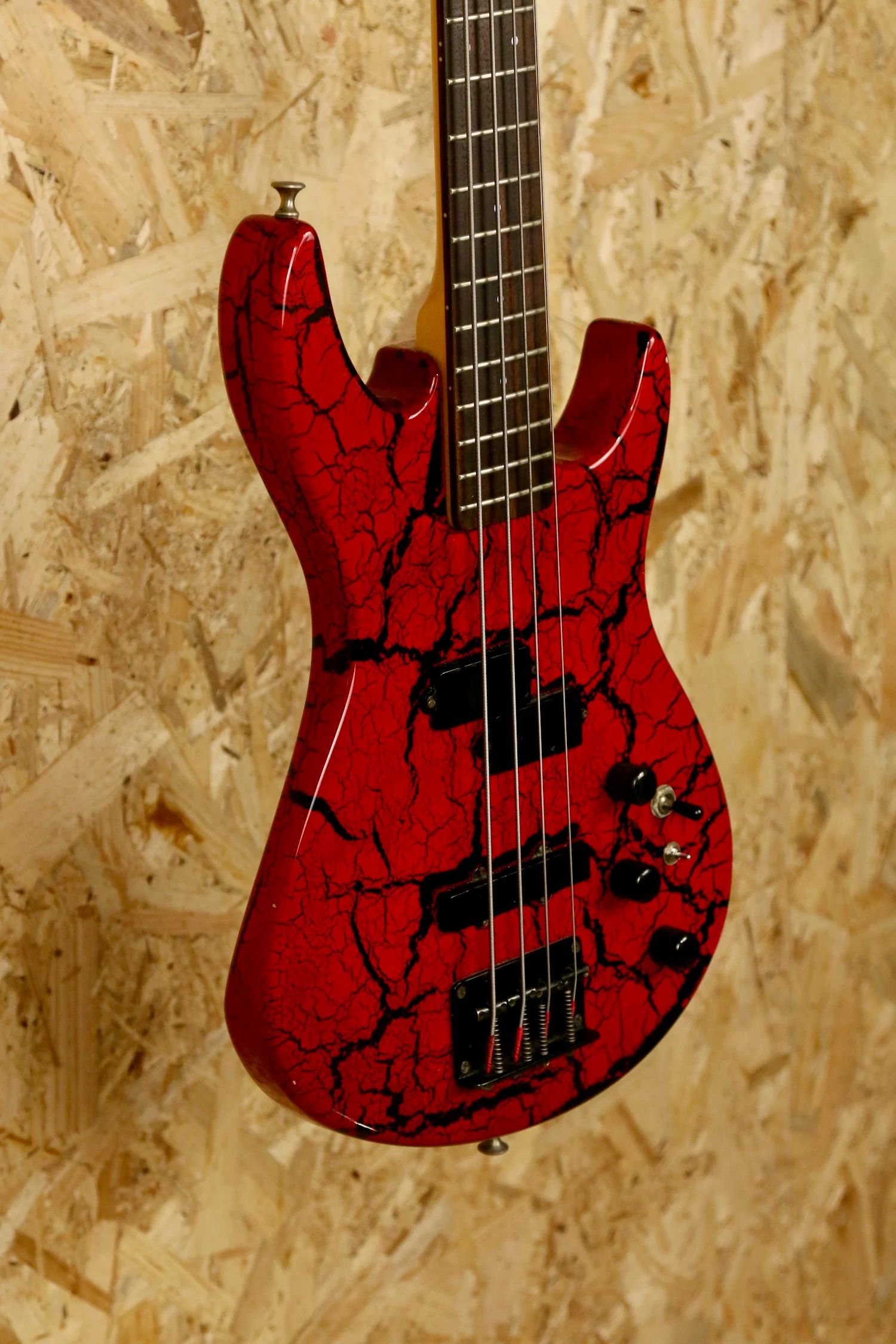 Aria Pro II CTB Series Bass Guitar in Red & Black - Pre-owned - Image 5