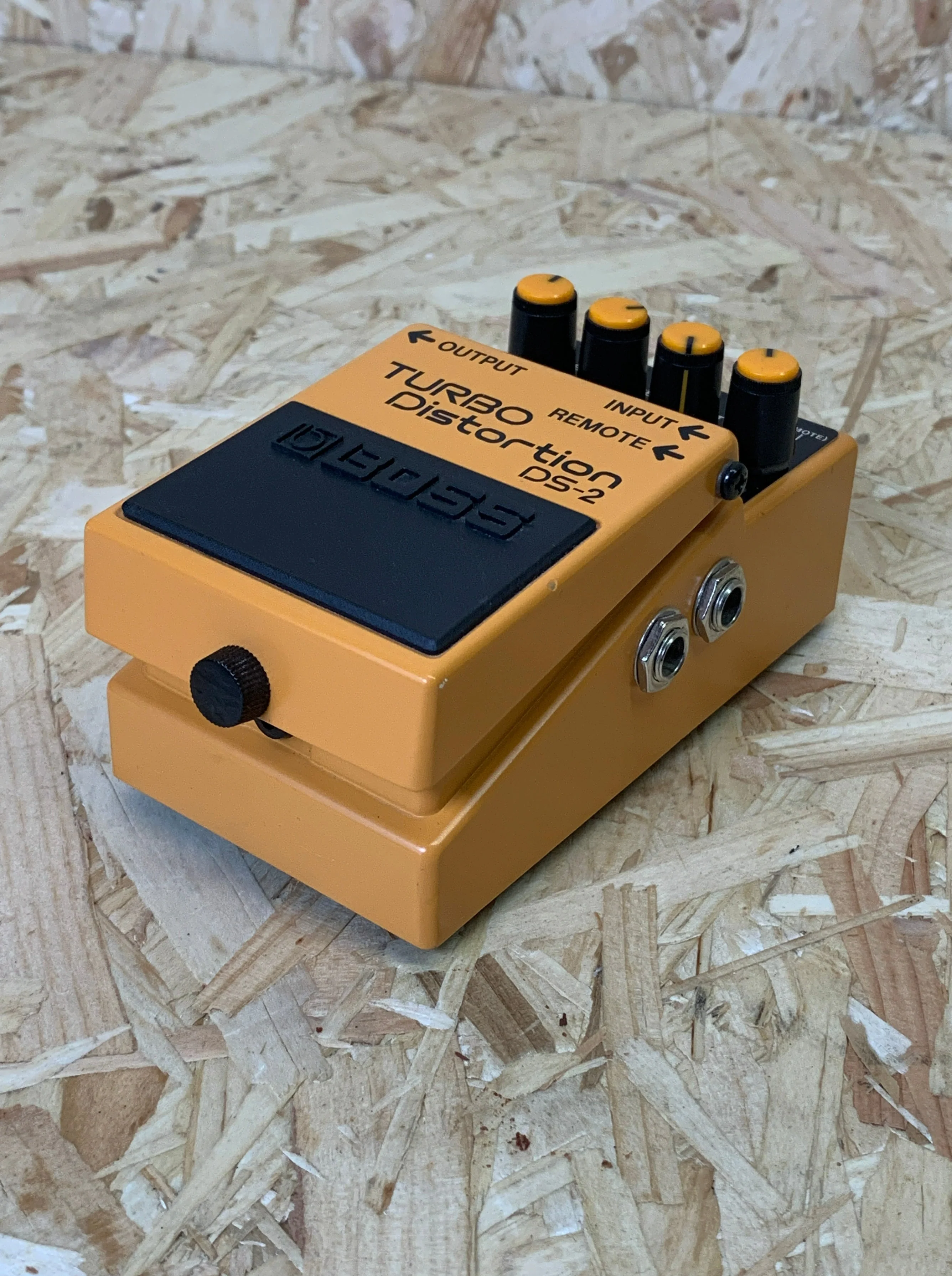 BOSS DS-2 TURBO Distortion Pedal - Pre-owned - Image 9