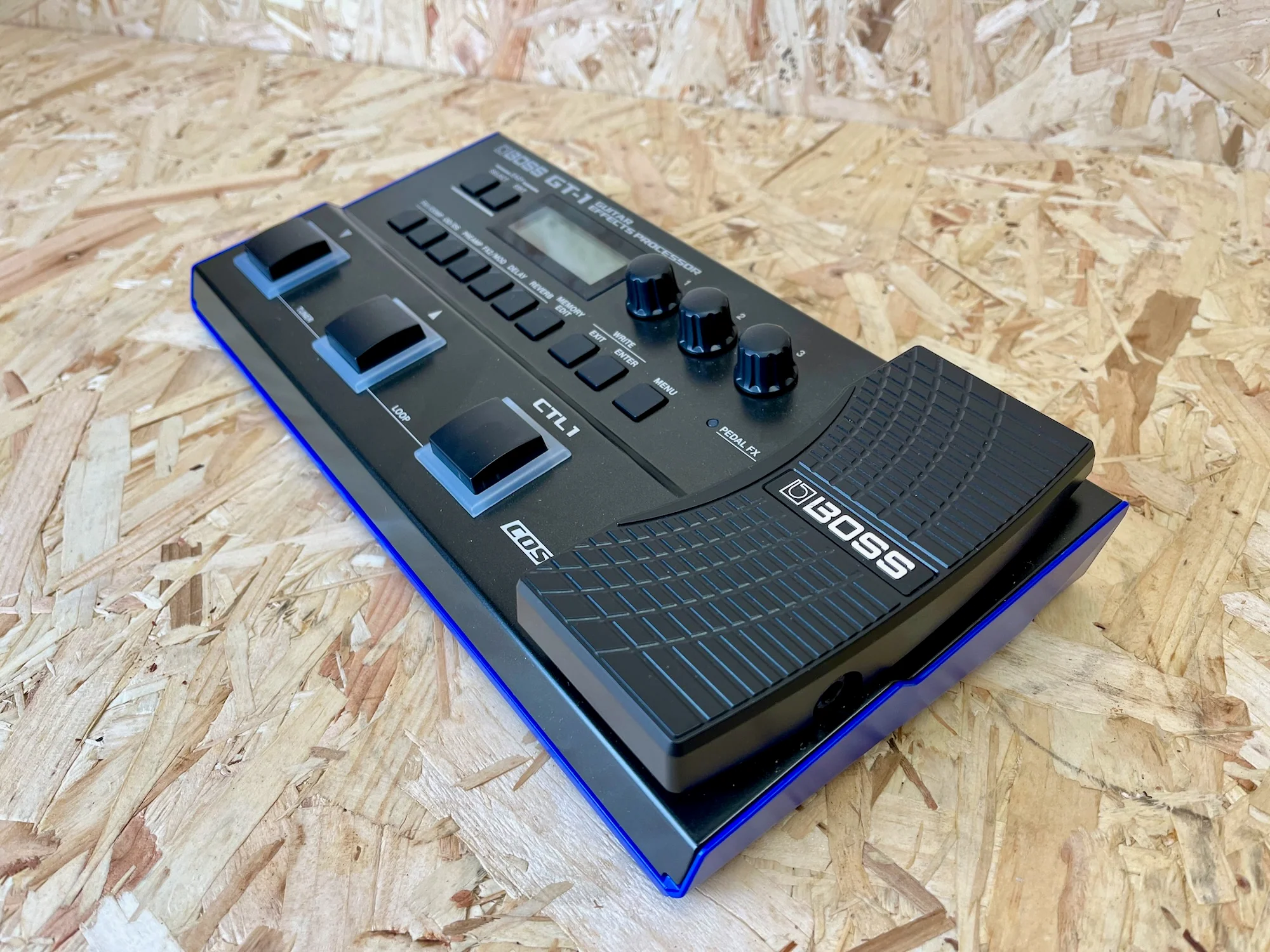 Boss GT-1 Guitar Effects Processor - Pre-owned - Image 2