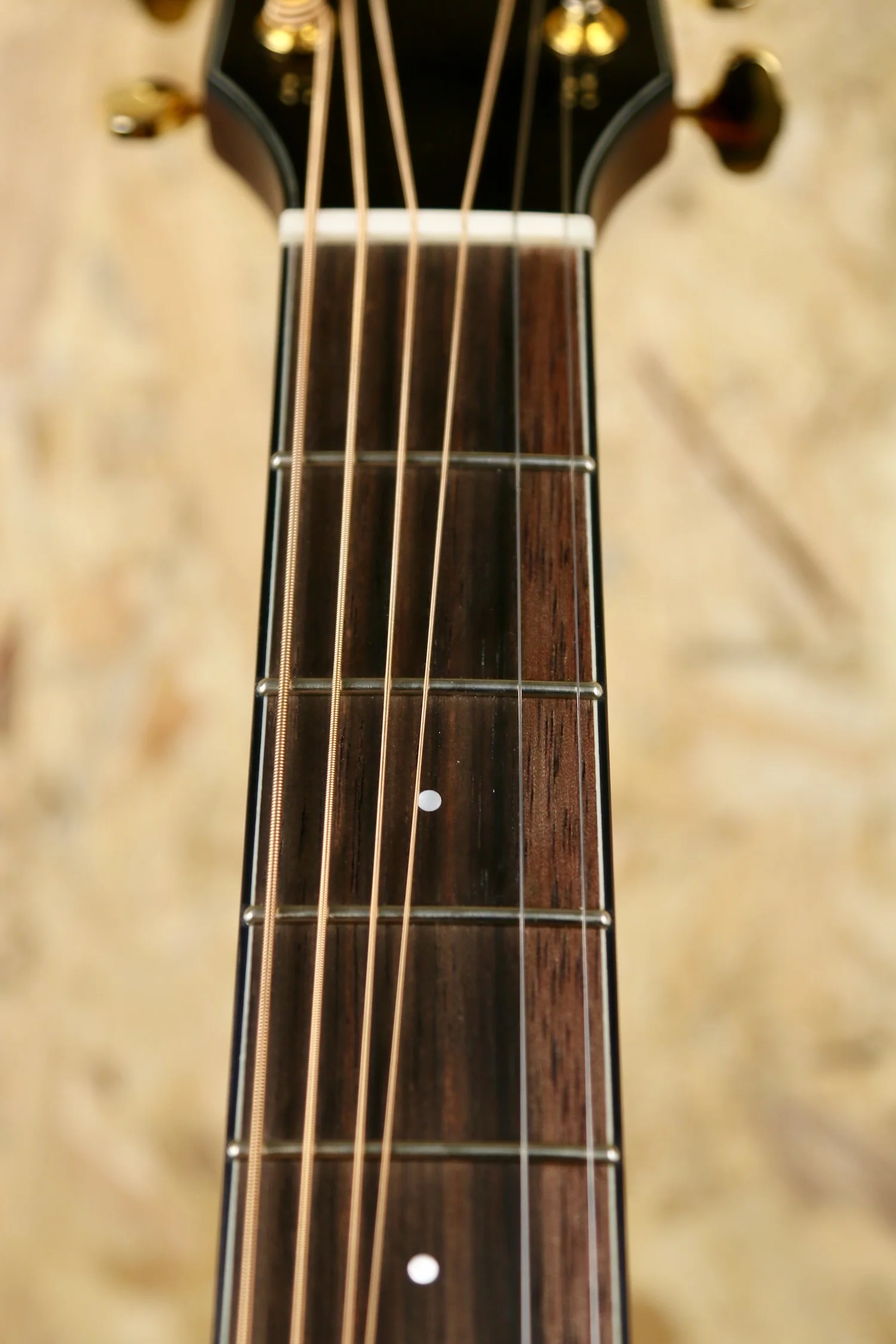 Cort Gold OC6 Electro Acoustic Cutaway Spruce/Mahogany All Solid Woods w/Gigbag - Pre-owned - Image 7