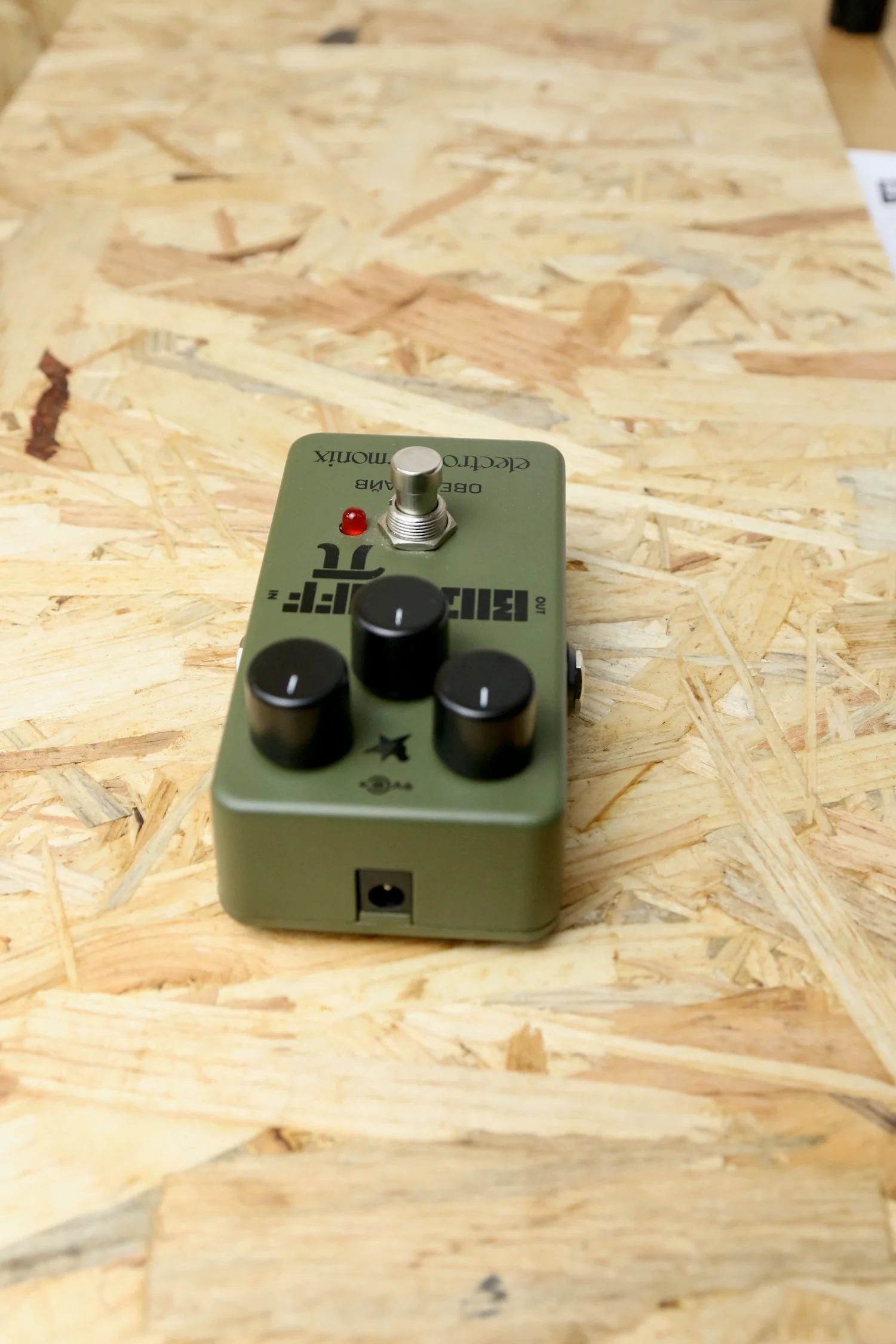 Electro Harmonix Green Russian Big Muff Pedal - Boxed - Pre-owned - Image 6