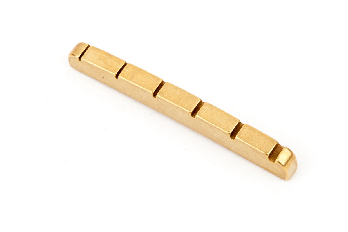 Fender® Yngwie Malmsteen Brass String Nut, Pre-Slotted
