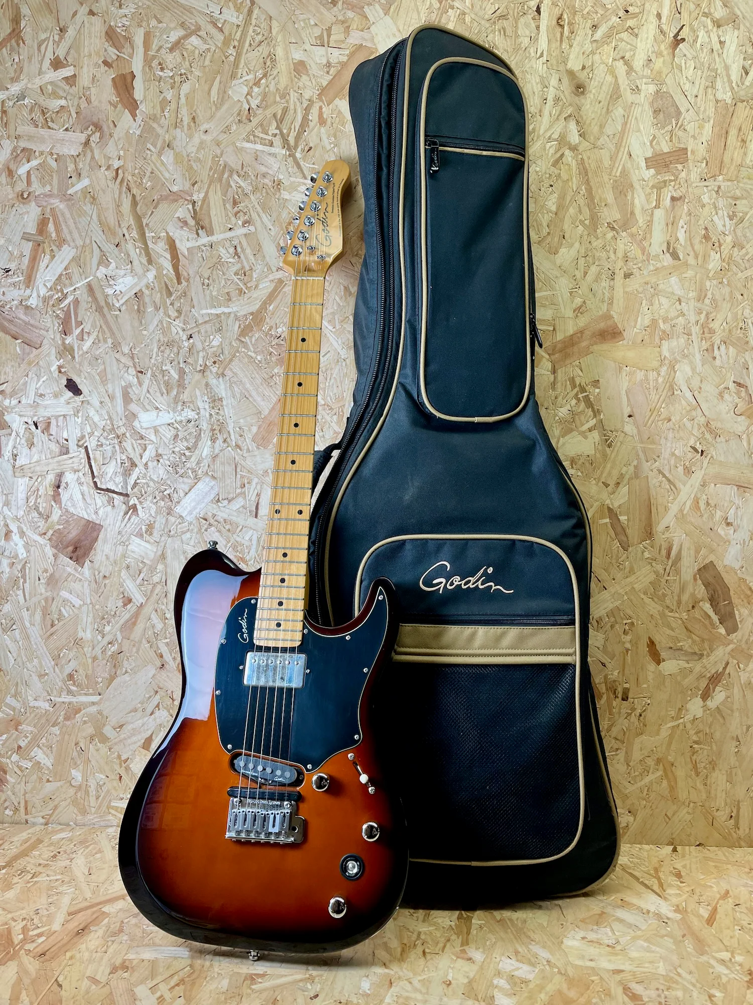 Godin Session Custom Tripleplay Lightburst - Pre-owned - Image 2