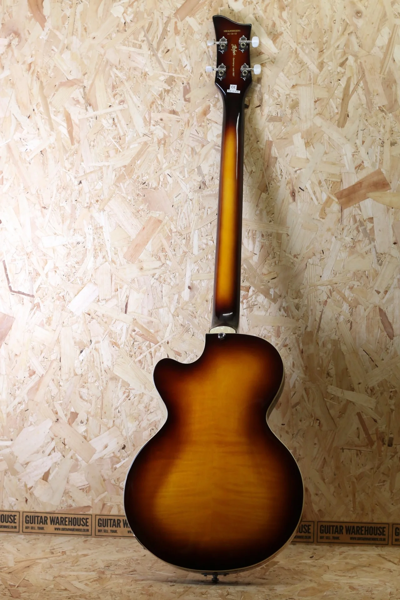 Hofner Ignition SE Club Hollow Body Bass - Sunburst - (B-Stock) - Image 10