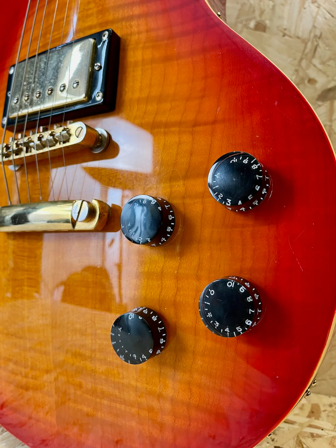 Jim Deacon LP Style Guitar Red/Orange Sunburst - Pre-owned - Image 12