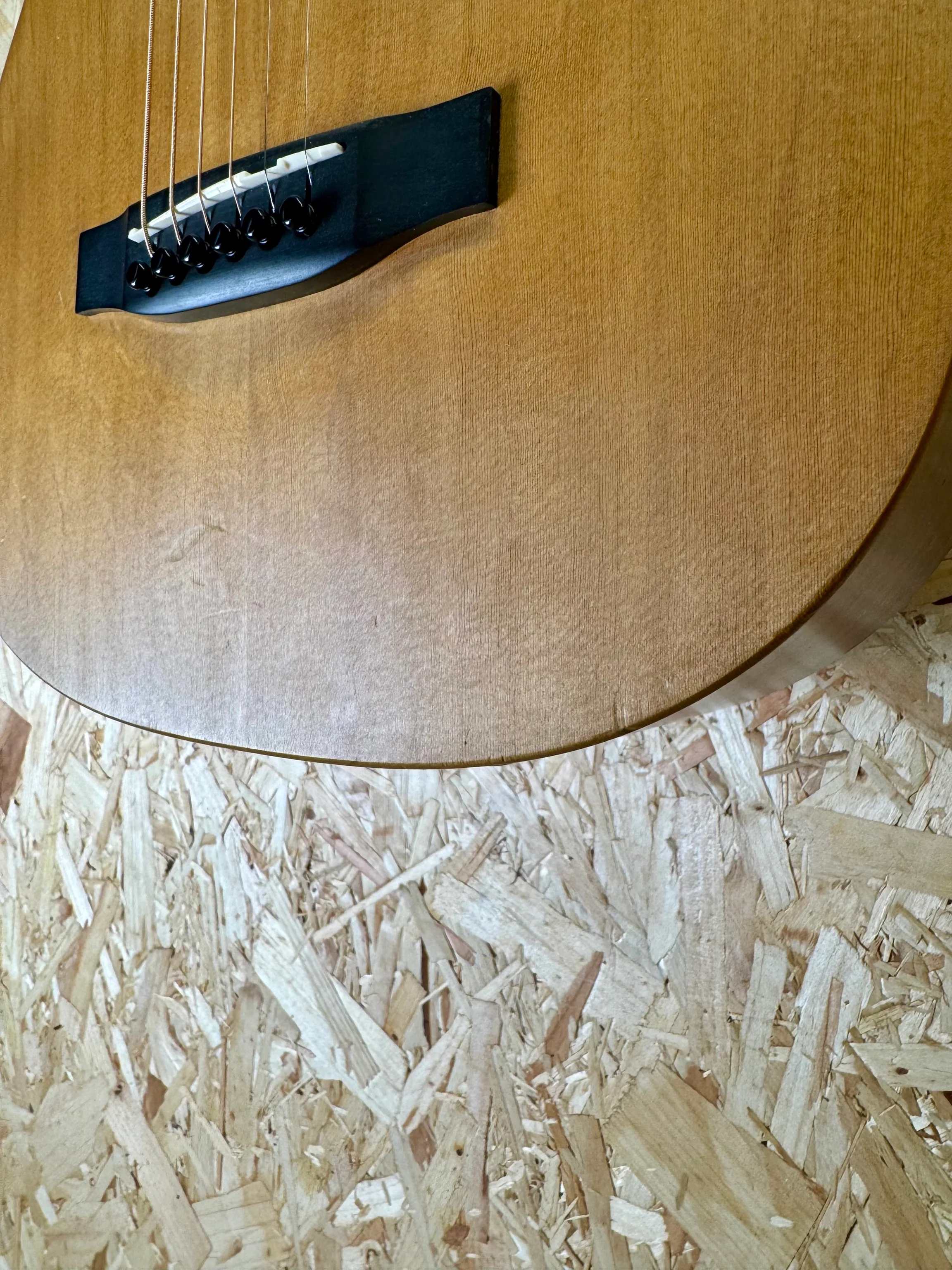 Martin LX1E Ed Sheeran X Edition Signature Electro-Acoustic Guitar in Natural - Pre-Owned - Image 6