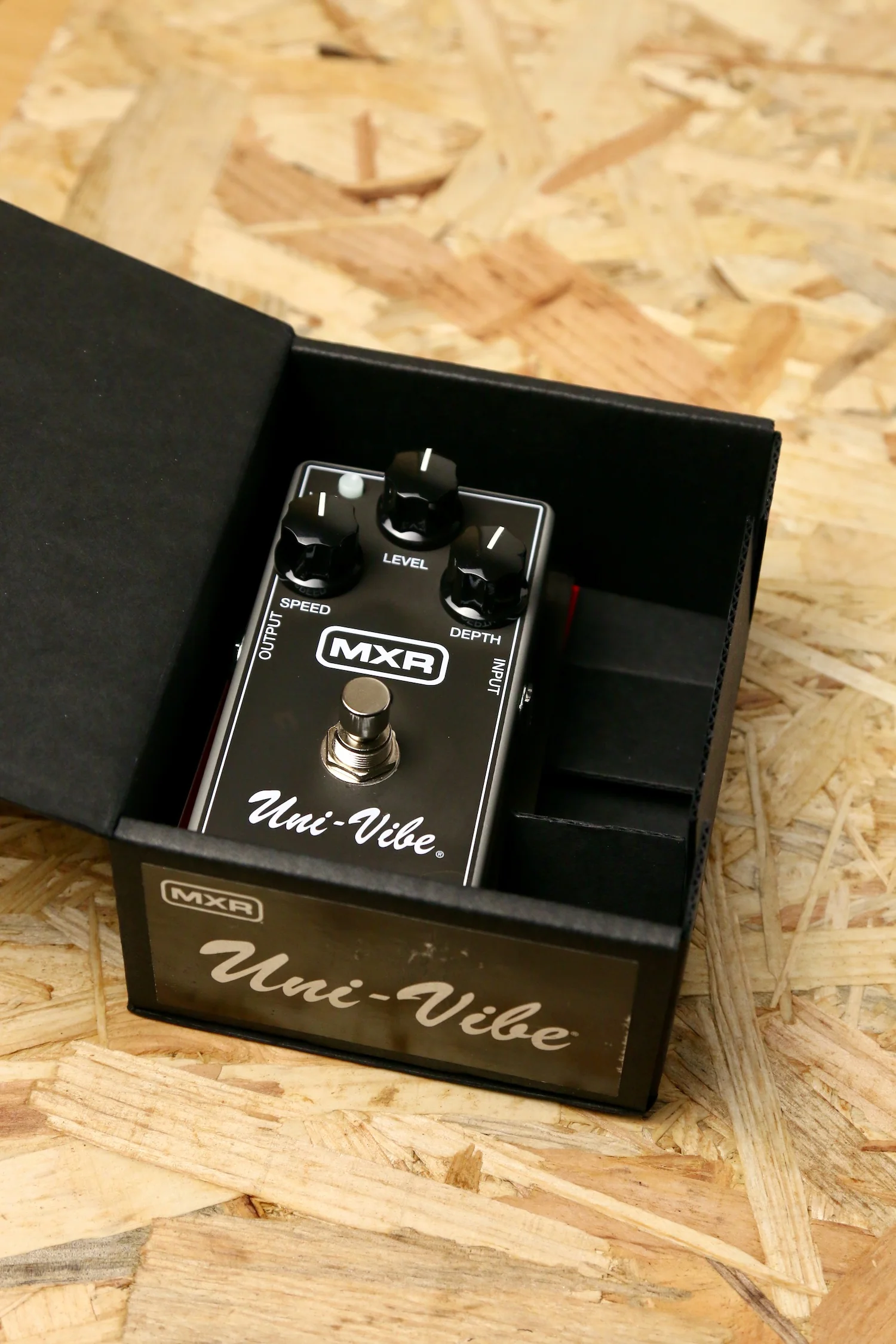 MXR Uni-Vibe Pedal - Boxed - Pre-owned - Image 10