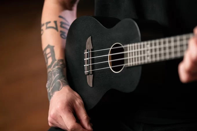 Ortega Concert Ukulele Okoume Black - RUHZ-SBK - Image 5