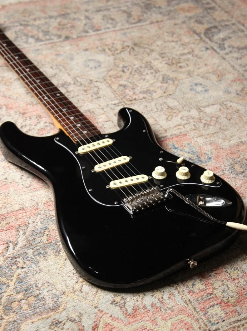 Pre-owned 1993 Squier Stratocaster MIJ Made in Japan - Black - Image 13