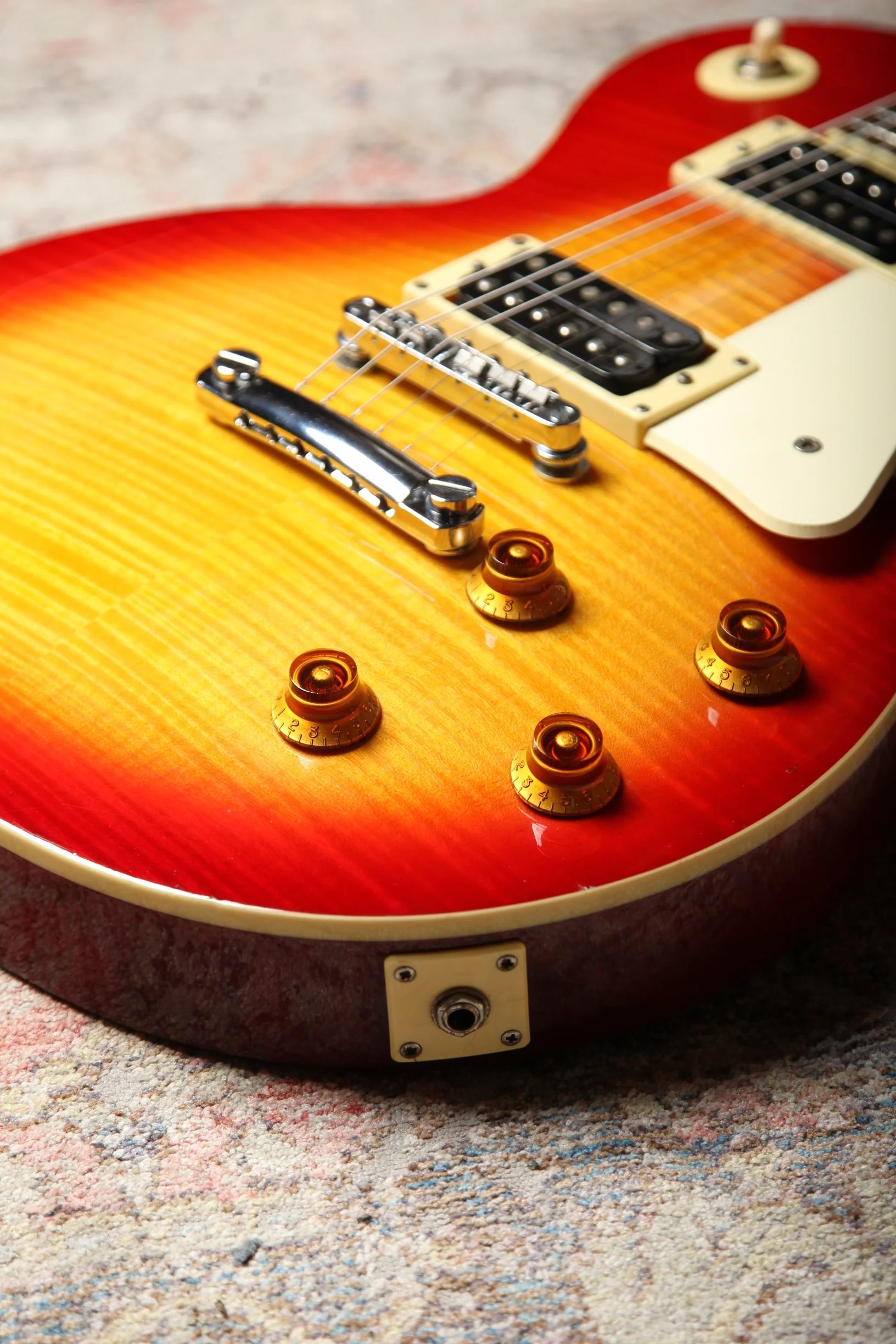 Pre-Owned 2004 Epiphone Les Paul Classic - Cherry Burst - Image 10