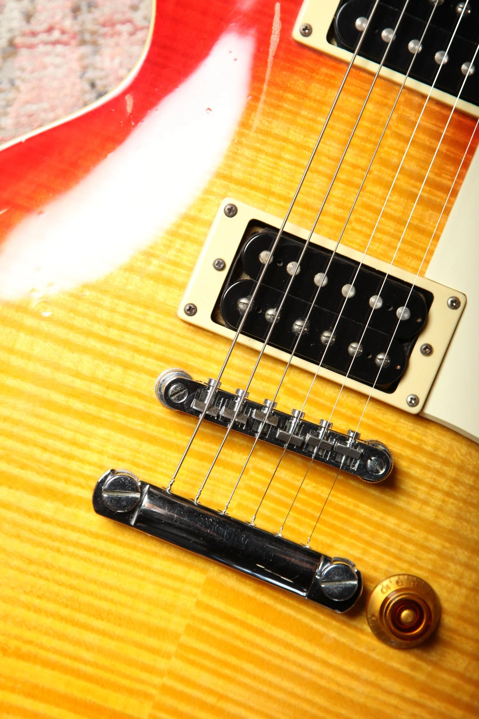 Pre-Owned 2004 Epiphone Les Paul Classic - Cherry Burst - Image 9