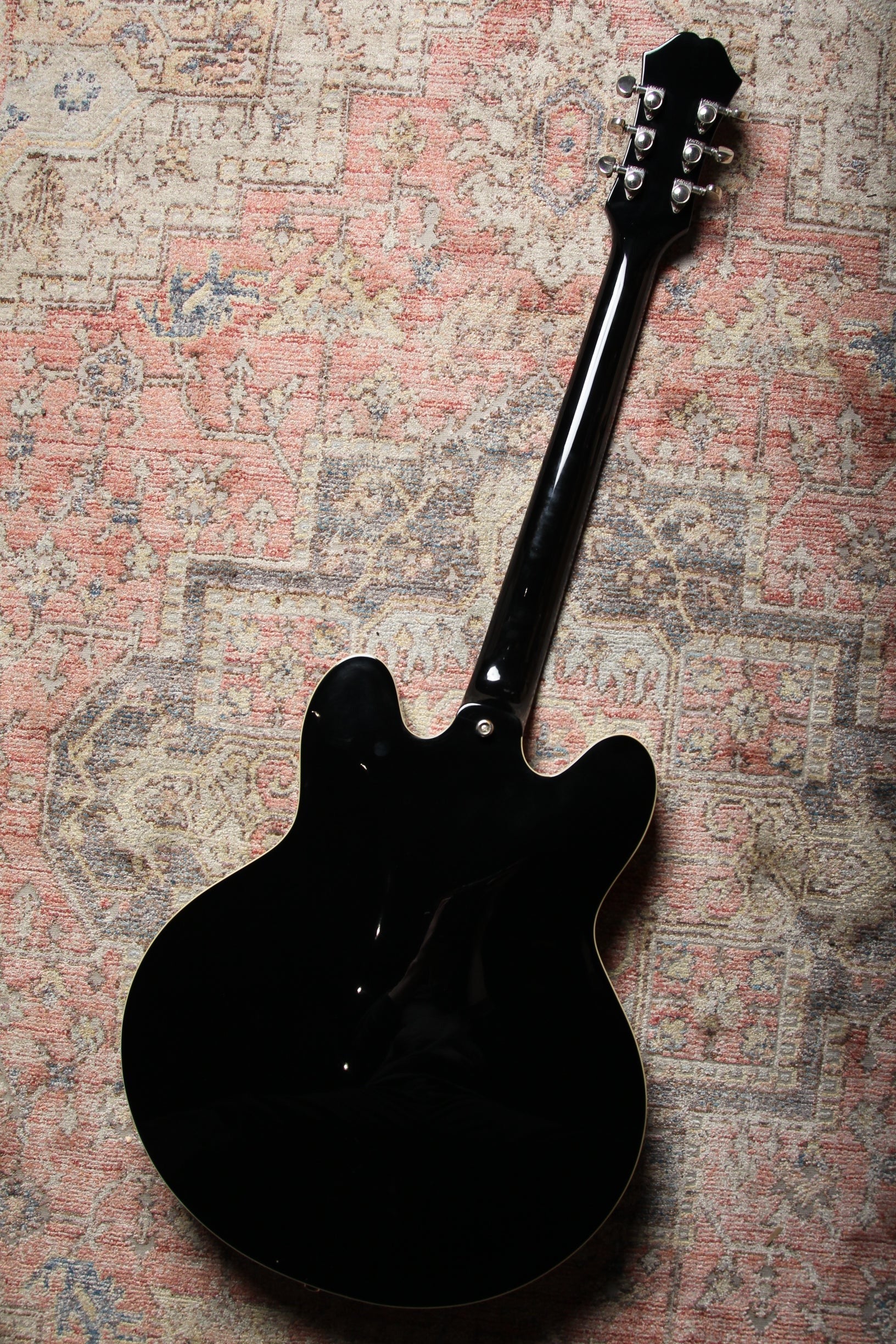 Pre-Owned Epiphone Semi-Hollow 335 Dot - Gloss Black - Image 4