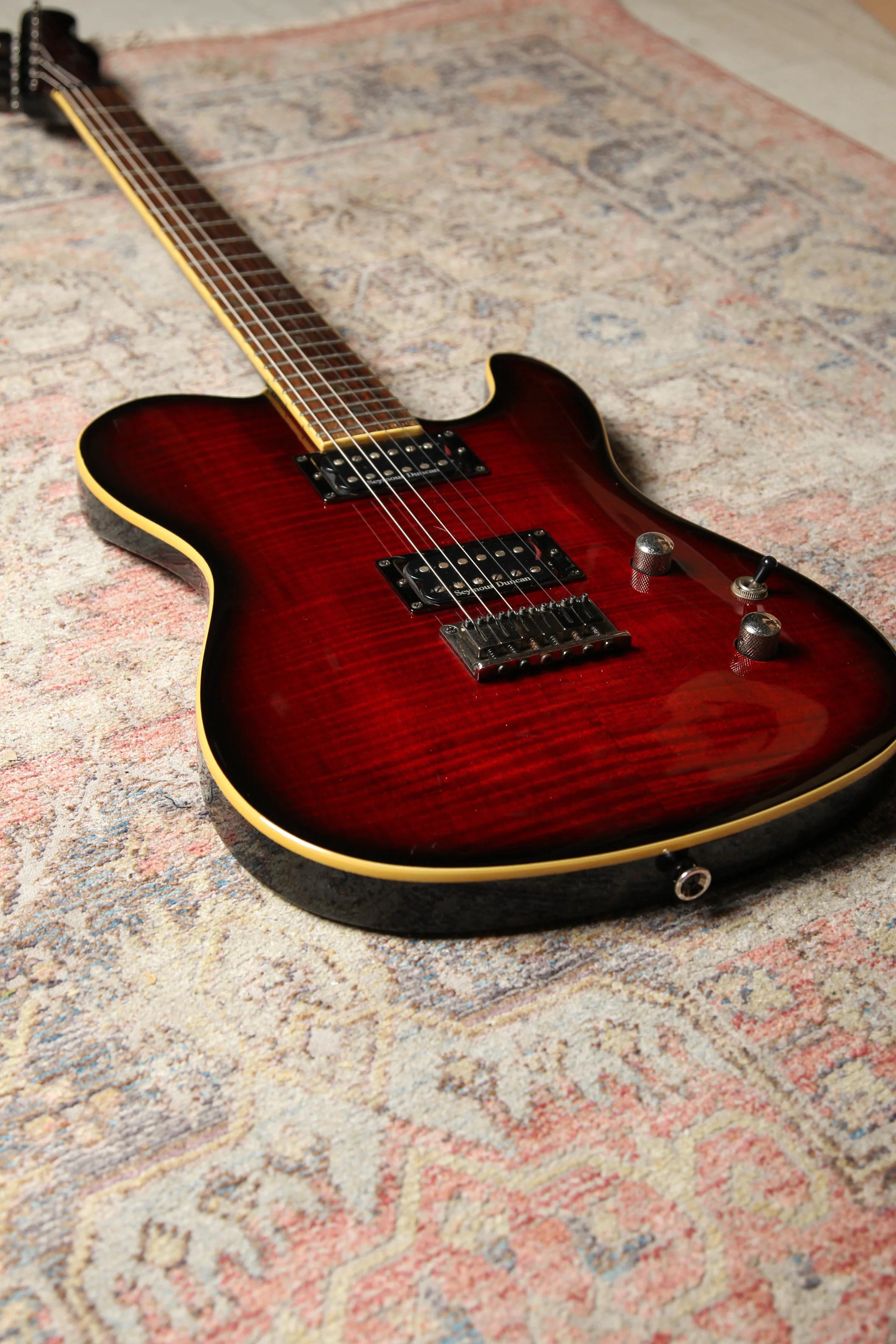 Pre-Owned 2004 Fender Special Edition Custom Telecaster FMT HH - Black Cherry Burst - Image 15