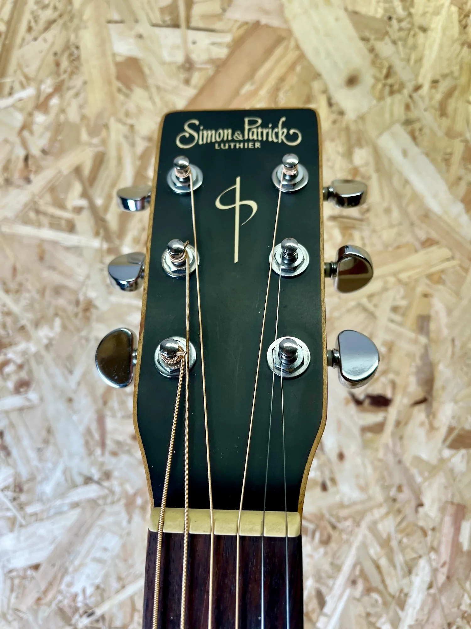 Simon & Patrick S&P 6 CW CEDAR Solid Top Electro Acoustic Guitar - Pre-owned - Image 9