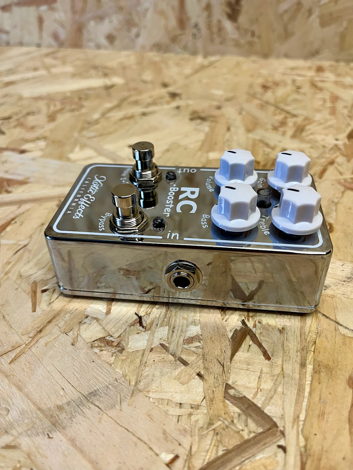 Xotic RC Booster V2 CHROME - Pre-owned - Image 3